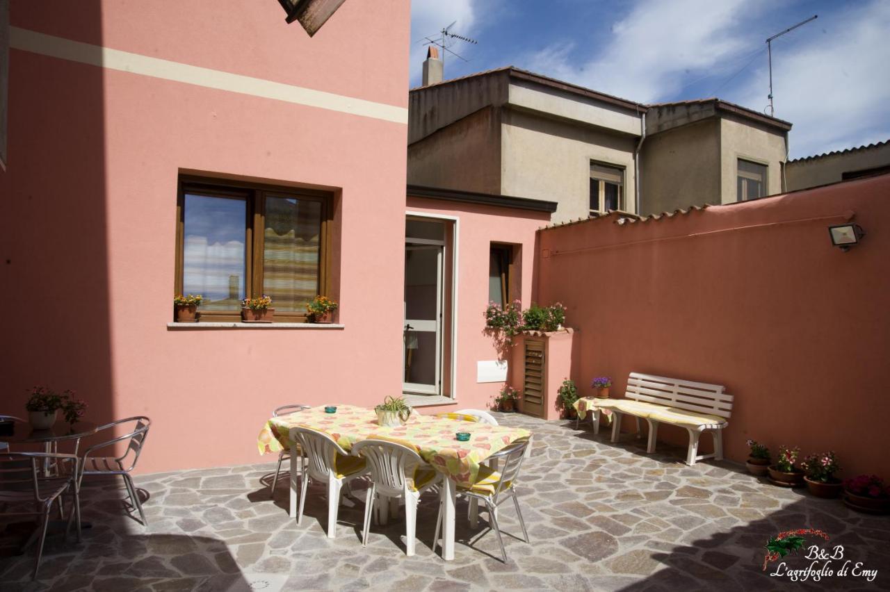 L'Agrifoglio Di Emy Bed & Breakfast Guspini Ngoại thất bức ảnh