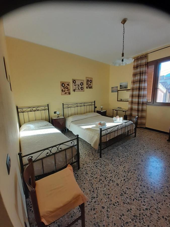 L'Agrifoglio Di Emy Bed & Breakfast Guspini Ngoại thất bức ảnh